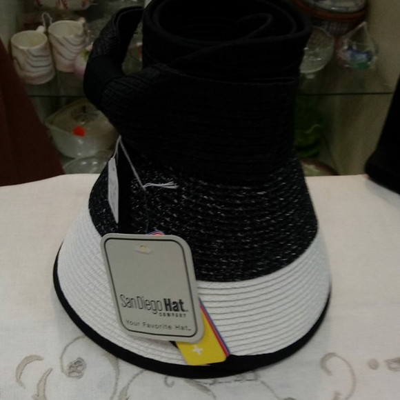 Hat - Picture 5 of 5